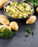 les-pommes-de-terre-et-persil