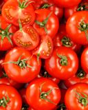 la-tomate-rouge-divinina-hve