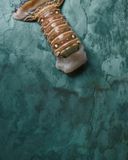 la-queue-de-langouste-crue