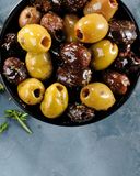 les-olives-denoyautees-aux-herbes