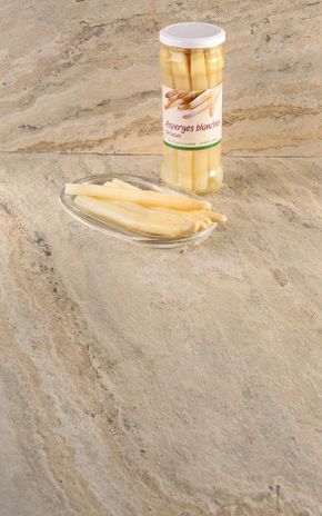 Les Asperges blanches pelées