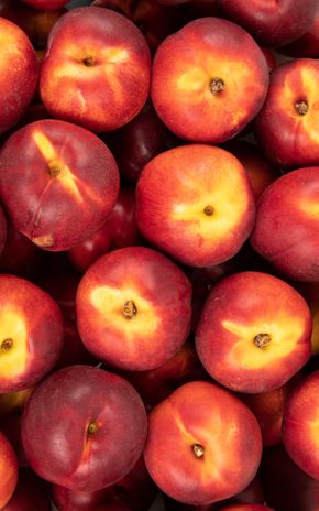La Nectarine jaune ou blanche