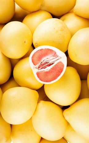 Le Pomelos exotique rouge