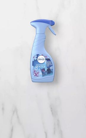 Le Désodorisant textile "Febreze"