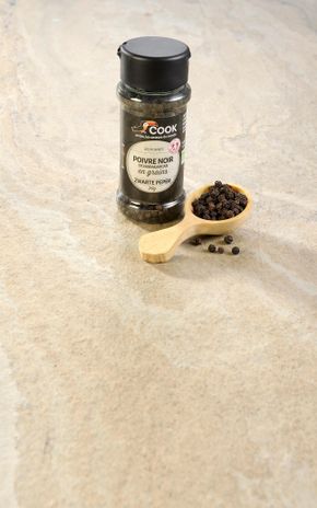 Le Poivre noir en grains BIO