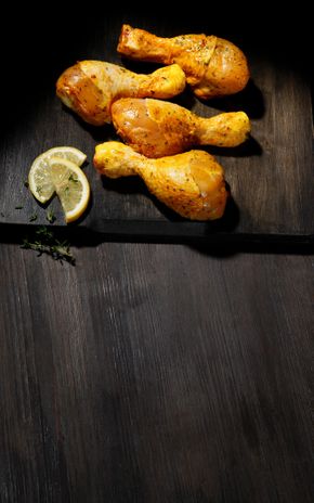 Les Pilons de poulet marinés thym-citron