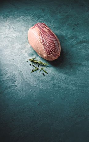 Le Rôti de magret canard au foie gras