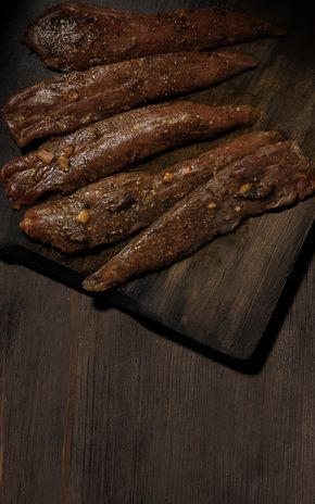 Les Aiguillettes de canard marinées aux cèpes