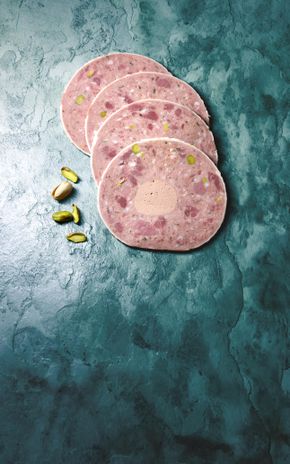 Les Ballottines de canard pistachée