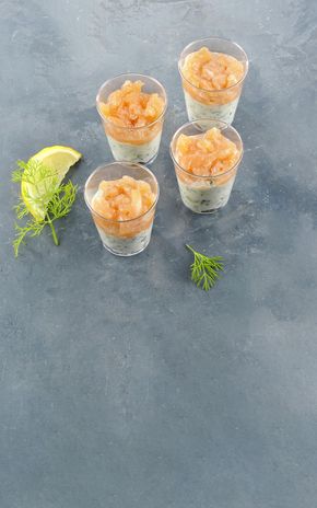 Les Verrines tartare de saumon tzatziki