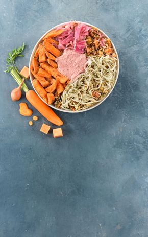 La Salade de quinoa, patate douce et betterave