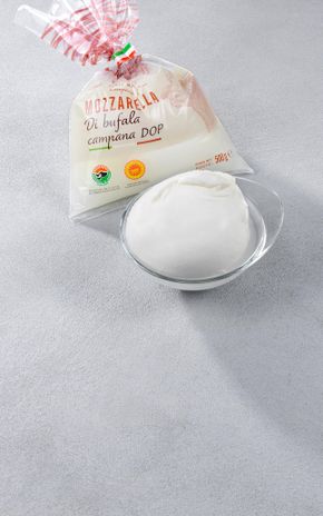 La Mozzarella di bufala Campana DOP 500g