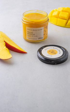 La Compote de pêche-mangue