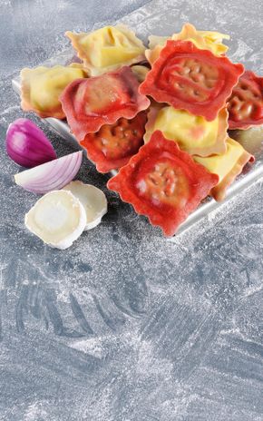 Les Ravioli au chèvre et oignon rouge caramélisé