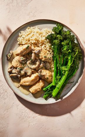Le Sauté de lapin au parmesan, riz et broccolini