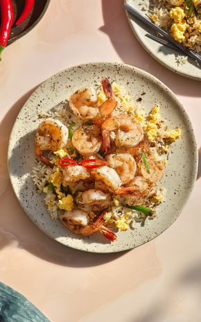 Les Crevettes sel et poivre au riz sauté