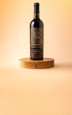 Le Vin rouge "Corvezzo Posidone Primitivo" Vignobles Francois Lurton BIO