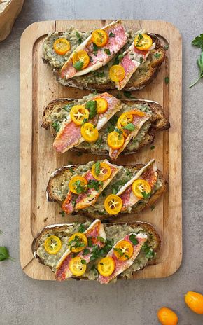 Les Tartines de rougets et kumquats