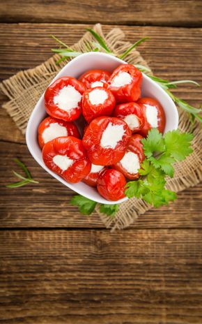 Les Roulades de poivrons thon feta