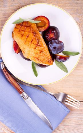 Les Filets de canard aux prunes