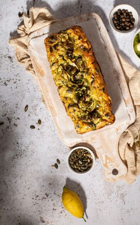 Le Cake courgette chèvre basilic