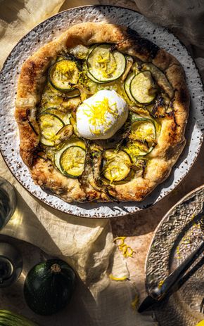 La Tarte rustique courgette burrata et parmesan