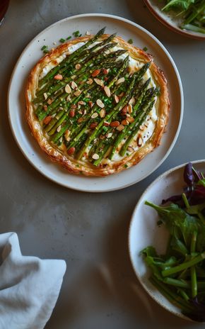 La Tarte fine aux asperges et au Roquefort AOP