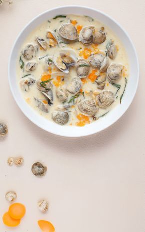La Soupe de coques à l’estragon