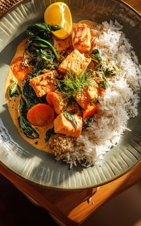 Le Curry rouge de saumon à la thaï