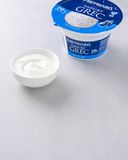 le-yaourt-grec-nature-10