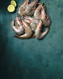 les-crevettes-entieres-crues-40-50