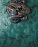 les-crevettes-semi-decortiquees-crues-de-madagascar-bio
