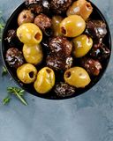 les-olives-denoyautees-aux-herbes