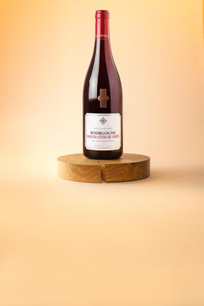Le Vin rouge Bourgogne Hautes Côtes de nuits AOC