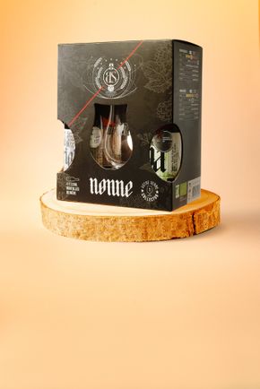 Le Coffret de bières et un verre