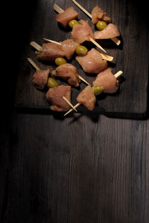 Les 6 Mini brochettes poulet olives