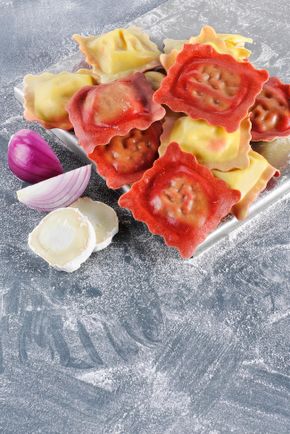 Les Ravioli au chèvre et oignon rouge caramélisé