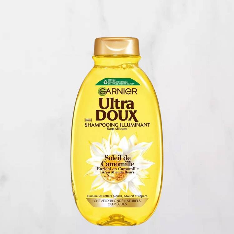 Le Shampoing Illuminant à la camomille "Garnier"