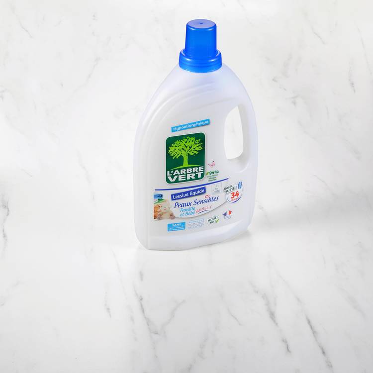 La Lessive liquide peaux sensibles - 34 lavages "Arbre vert"