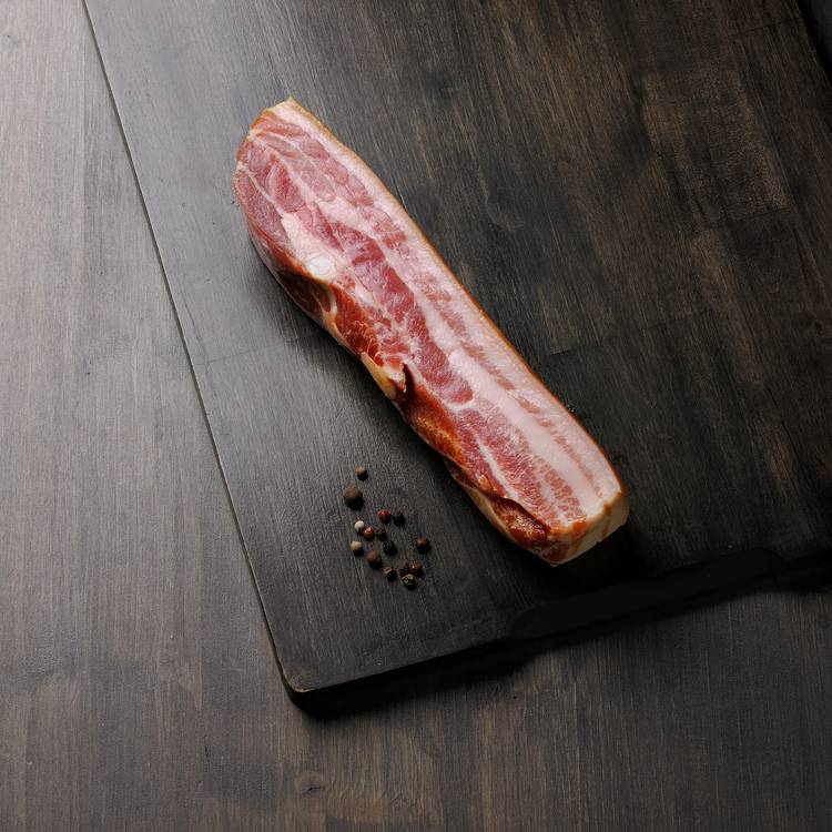 La Poitrine de porc fumée