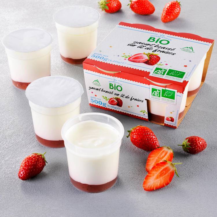 Les Yaourts BIO brassés sur lit de fraises 4x125g "Monbertille"