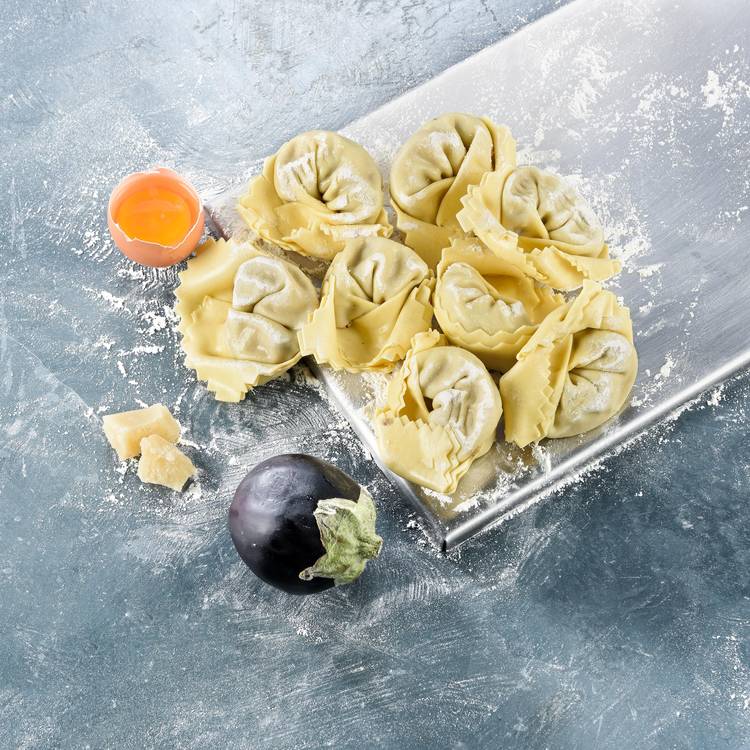 Les Cappellacci aux aubergines et pecorino AOP