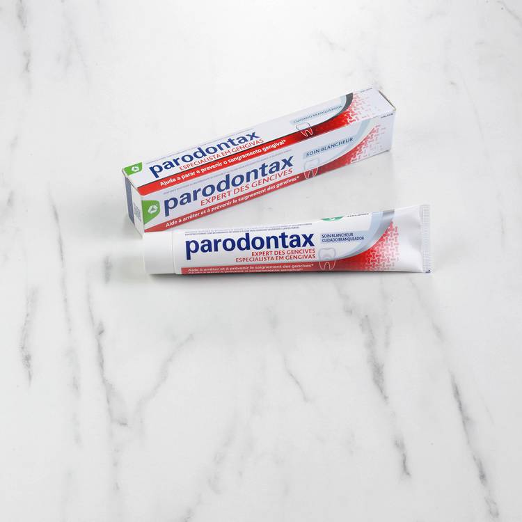 Le Dentifrice soin blancheur "Parodontax"