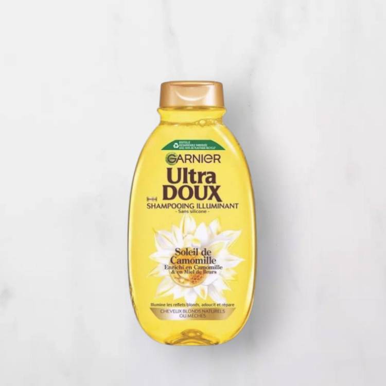 Le Shampoing Illuminant à la camomille "Garnier"