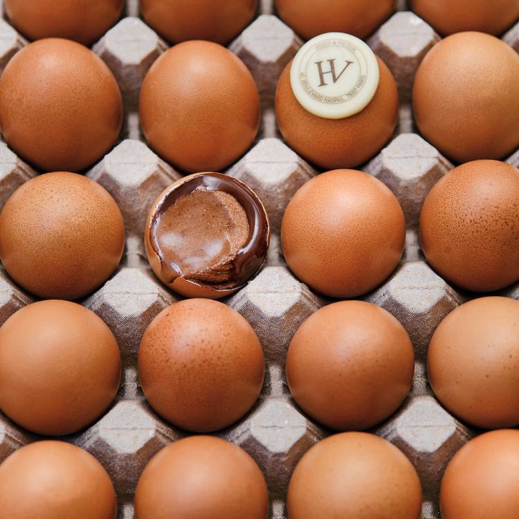 Les 6 Véritables œufs coquille au praliné 330g "Hugo et Victor" - 2