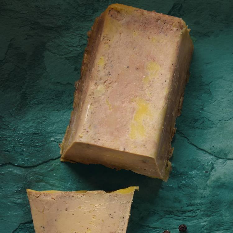 Le Foie gras de canard entier mi-cuit au poivre sauvage de Madagascar