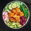Le Poke bowl au saumon et légumes croquants
