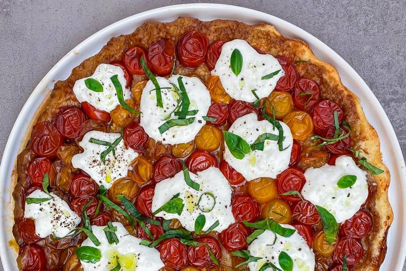 Recette de la tarte tatin tomates basilic et burrata 🍅🧀
