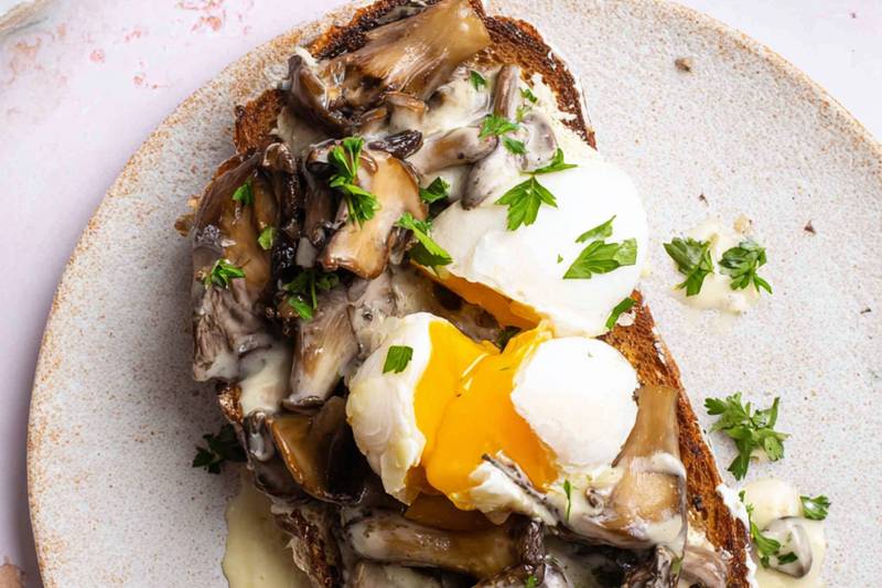 La Tartine aux cèpes et œufs mollets