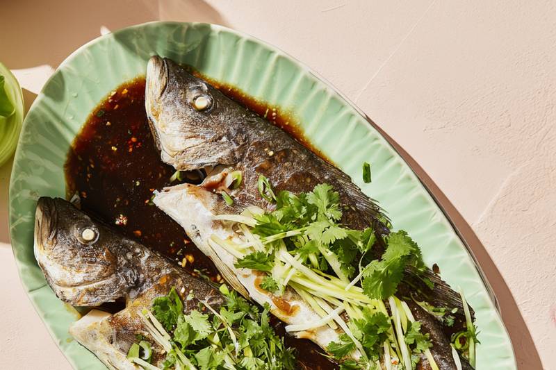 Recette du Bar entier vapeur au four sauce soja et gingembre - Mon